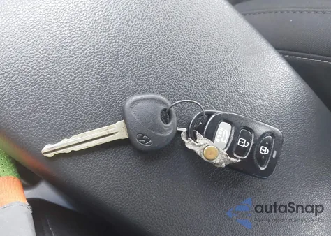 2018 Hyundai Elantra Sel from USA, damaged, VIN 5NPD84LFXJH342206